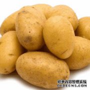 当他们吃主食时，土豆可
